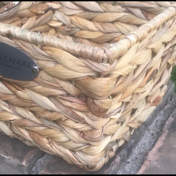 New Yankee Candle Empty Woven Decor/Accent Basket - Picture 5 of 16